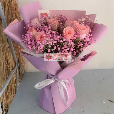第一次見(jiàn)女孩送花送多少_送花女孩子_送花女孩子會(huì)開(kāi)心嗎